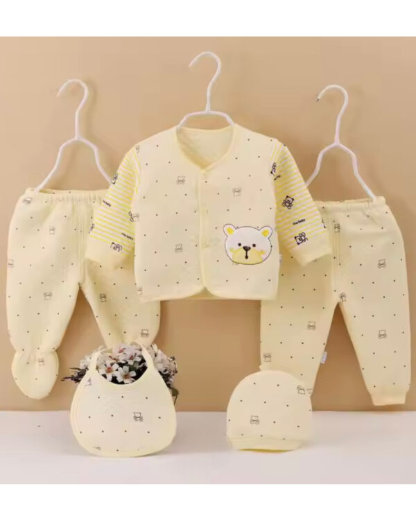 5 PIECE QUILTED NEWBORN SET - YELLOW