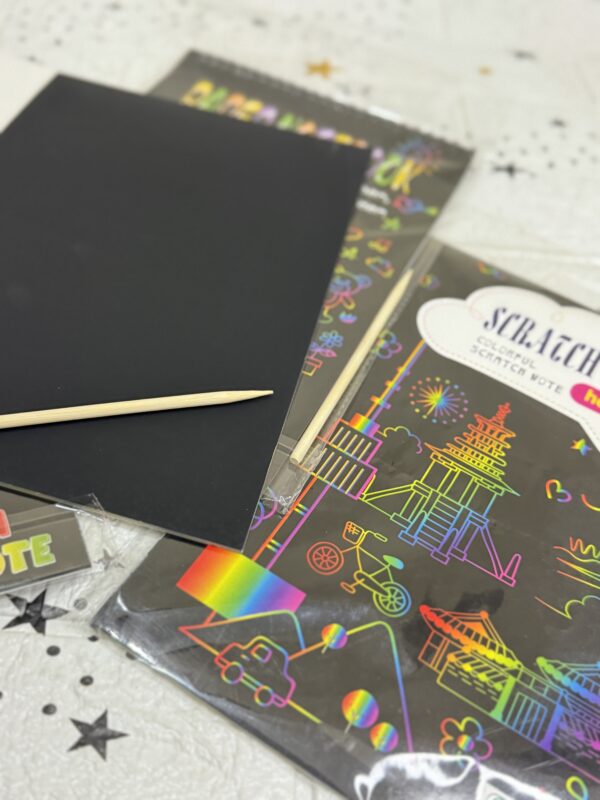 RAINBOW SCRATCH BOOK - Image 3